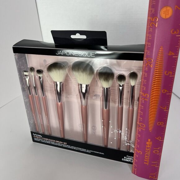 New In Box Japanese QUE 9 Pc Brush Set Full Face Make Up Set Professional Makeup - Picture 9 of 12